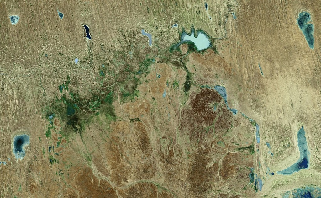Lake Killamperpunna, fed by the flooding of Cooper Creek © SW